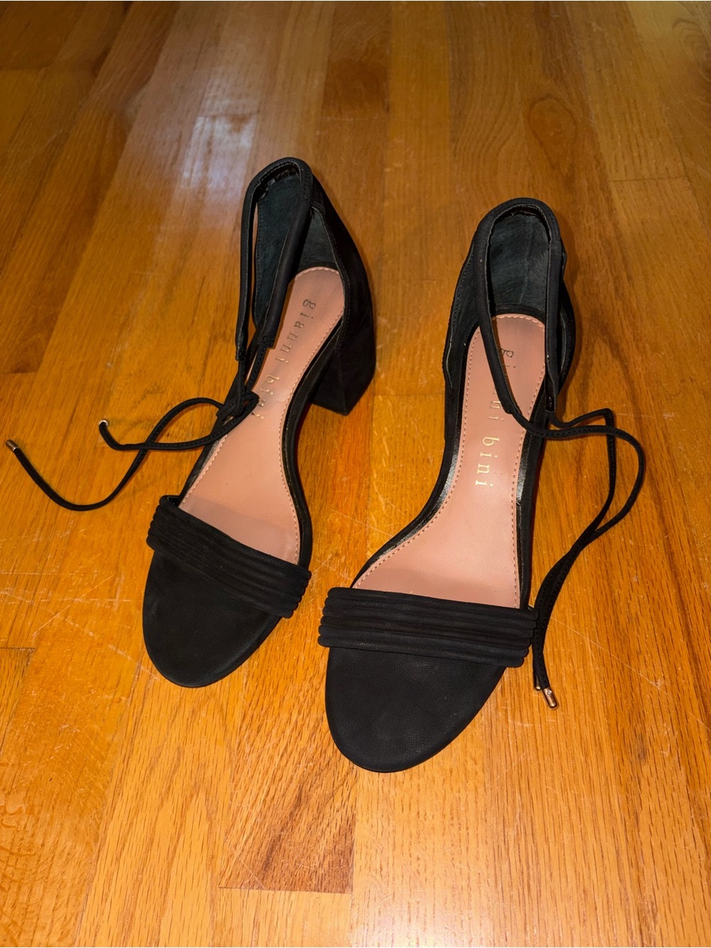 Gianni Bini Black Suede Ankle-Tie Block Heel Sandals Size 8.5